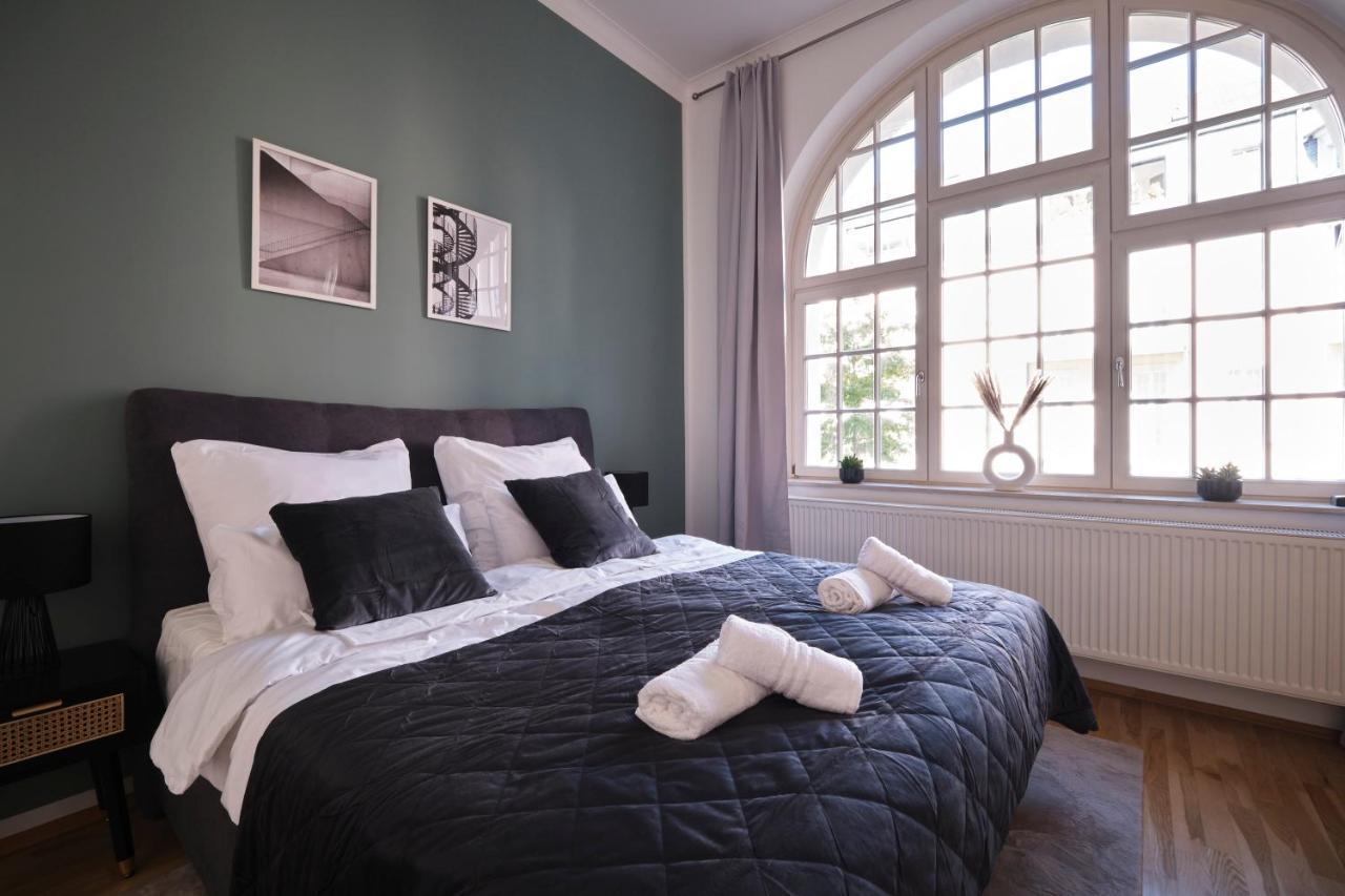 Historisches Deluxe Apartment Im Marianum Neuss Zewnętrze zdjęcie
