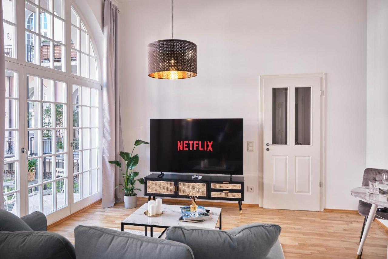 Historisches Deluxe Apartment Im Marianum Neuss Zewnętrze zdjęcie